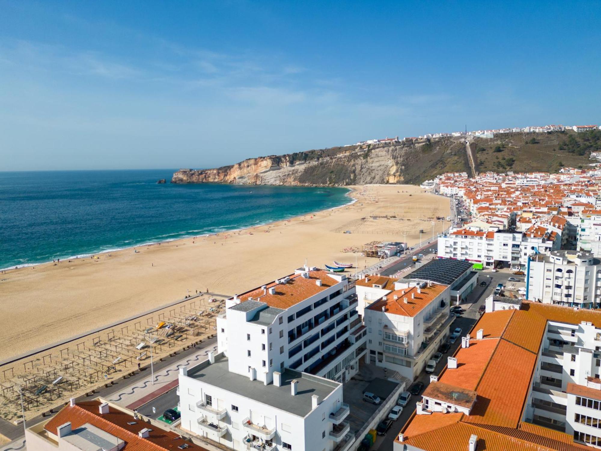 T2 Dina'S Place Nazaré Esterno foto