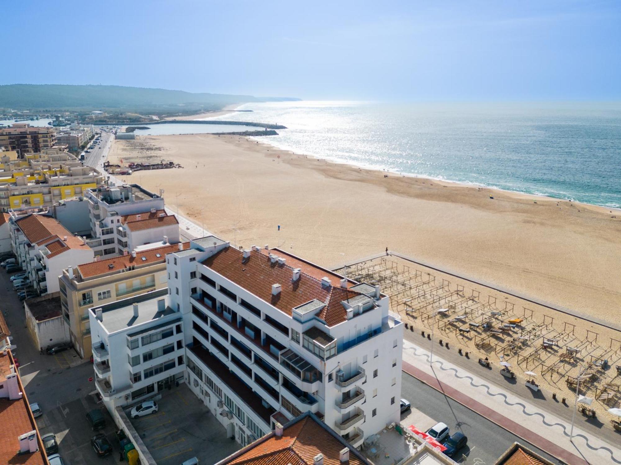 T2 Dina'S Place Nazaré Esterno foto