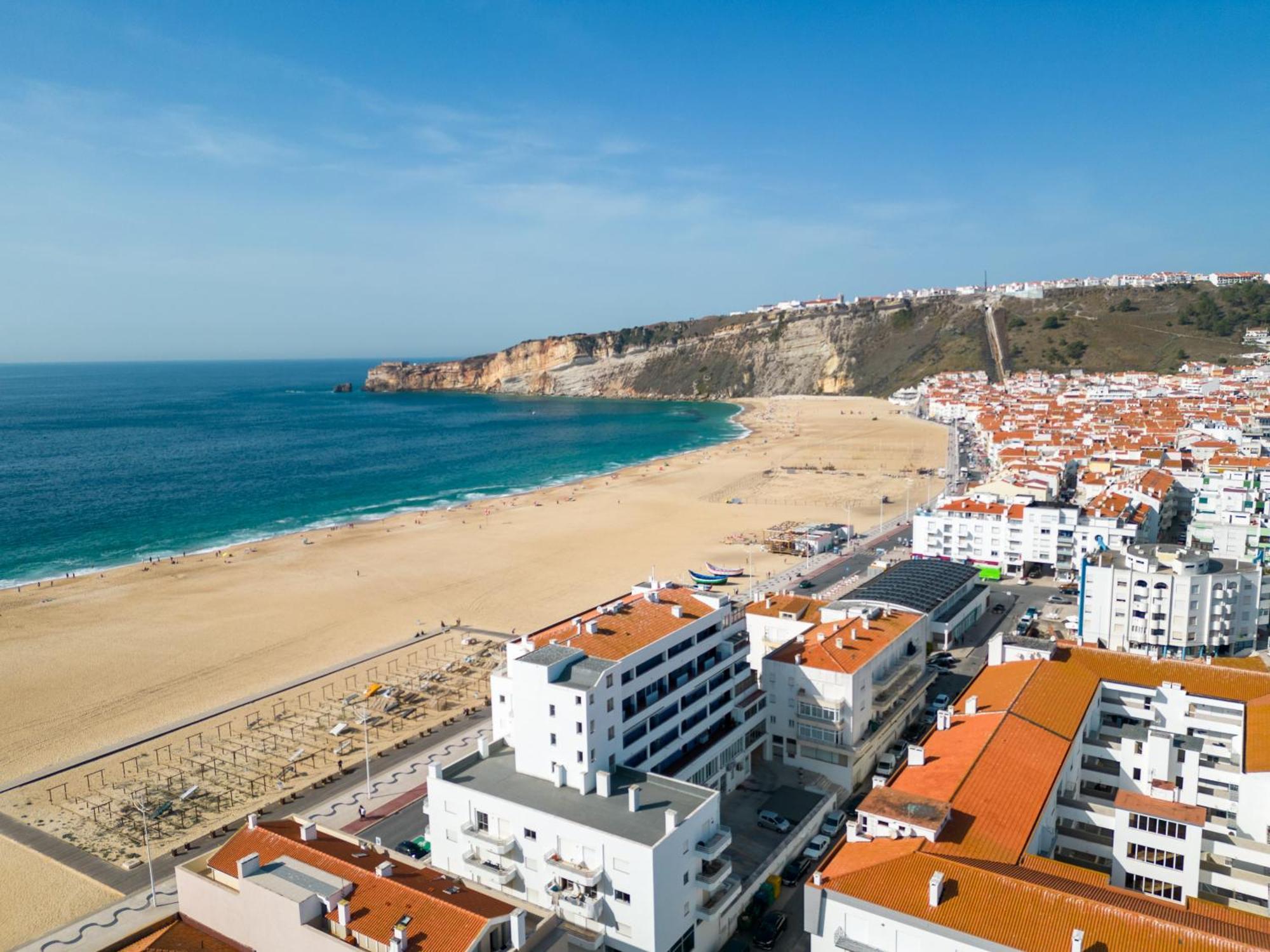T2 Dina'S Place Nazaré Esterno foto